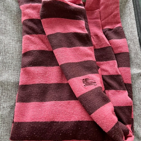 Like New XL Burberry Brit 100% Merino Wool Sweater. Unisex. - Picture 6 of 6